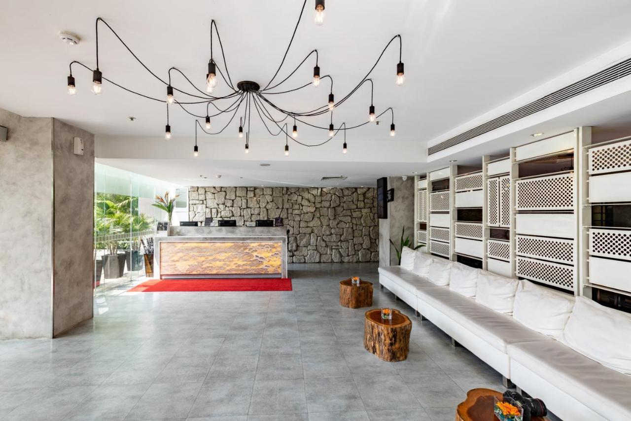 Khách sạn Bay 4*